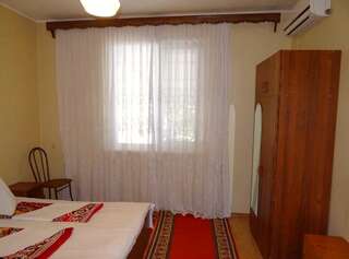 Мини-отель Мини-гостиница Кипарис Цандрыпш Бюджетный двухместный номер с 1 кроватью или 2 отдельными кроватями-3