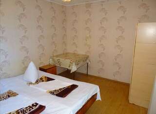 Мини-отель Мини-гостиница Кипарис Цандрыпш Бюджетный двухместный номер с 1 кроватью или 2 отдельными кроватями-8